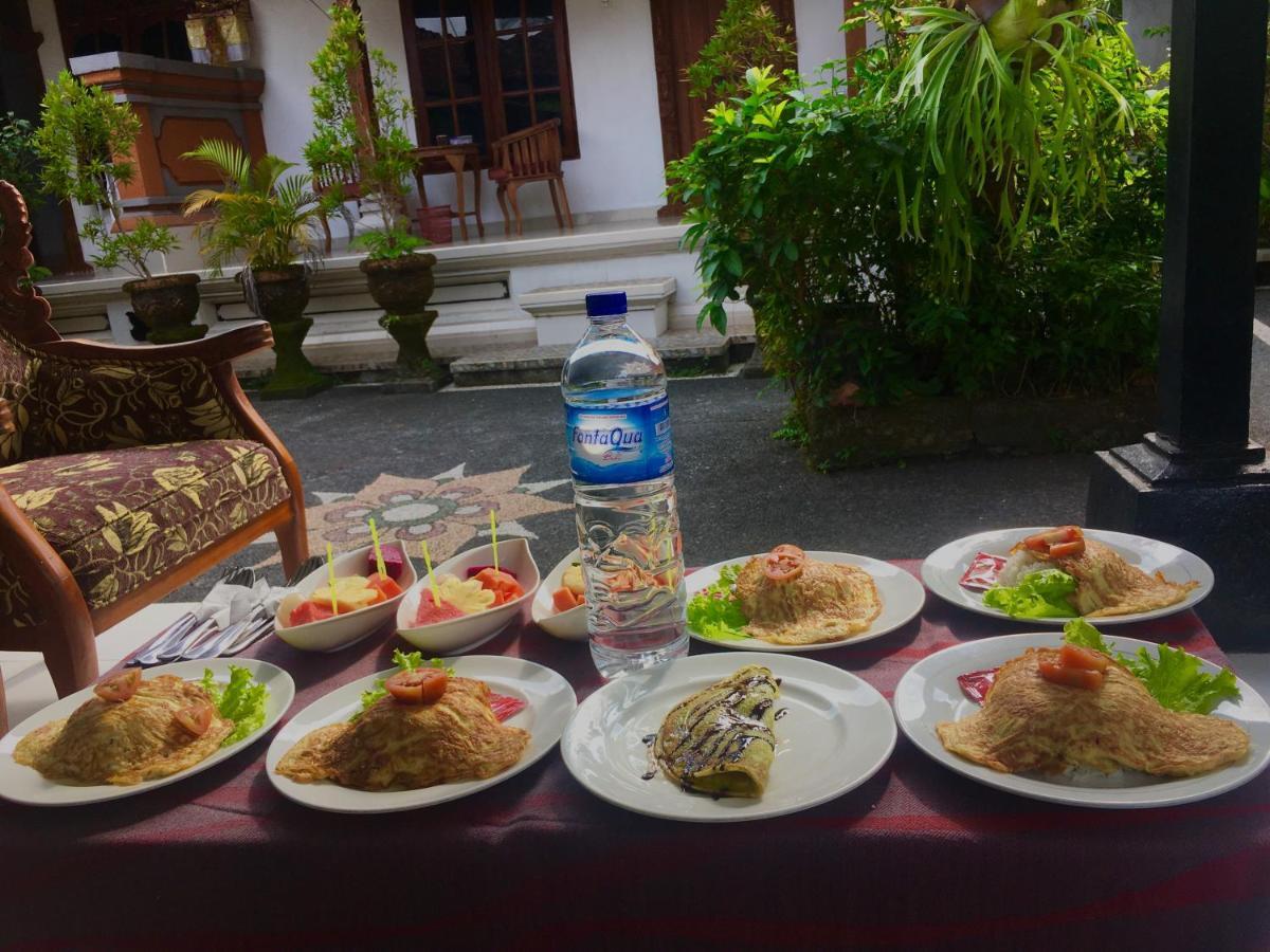 Ayu Homestay อูบุด ภายนอก รูปภาพ